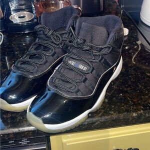 Space jam 11s size 8 no box